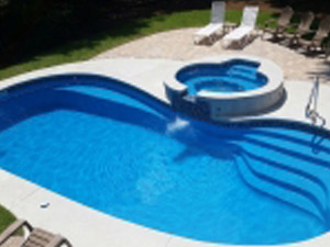 oyster-fiberglass-swimming-pool-with-spa-2